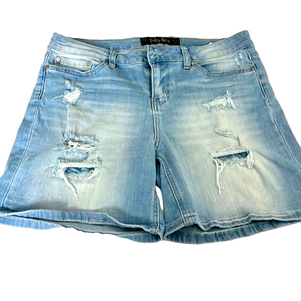 Denim distress shorts - Picture 4 of 9